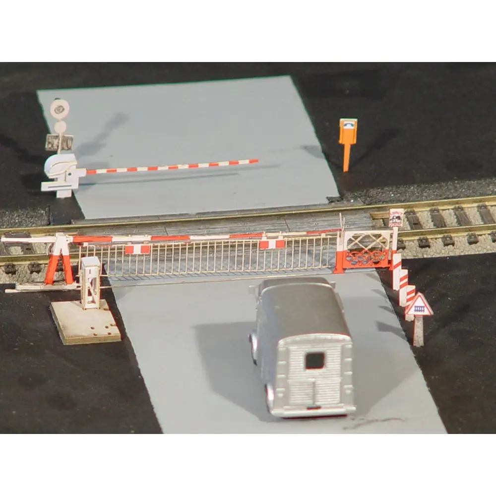 2 Barrières PN Oscillantes + 2 Automatiques - Régions et Compagnies VOI003 - HO 1/87