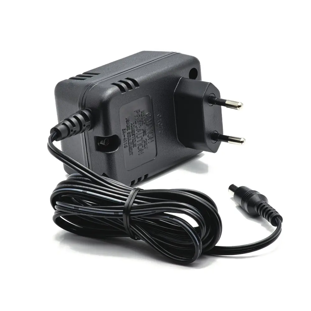 Bloc Secteur à Fiche de Réseau 230V 15V CA 400mA - ROCO 10723 - Universelle