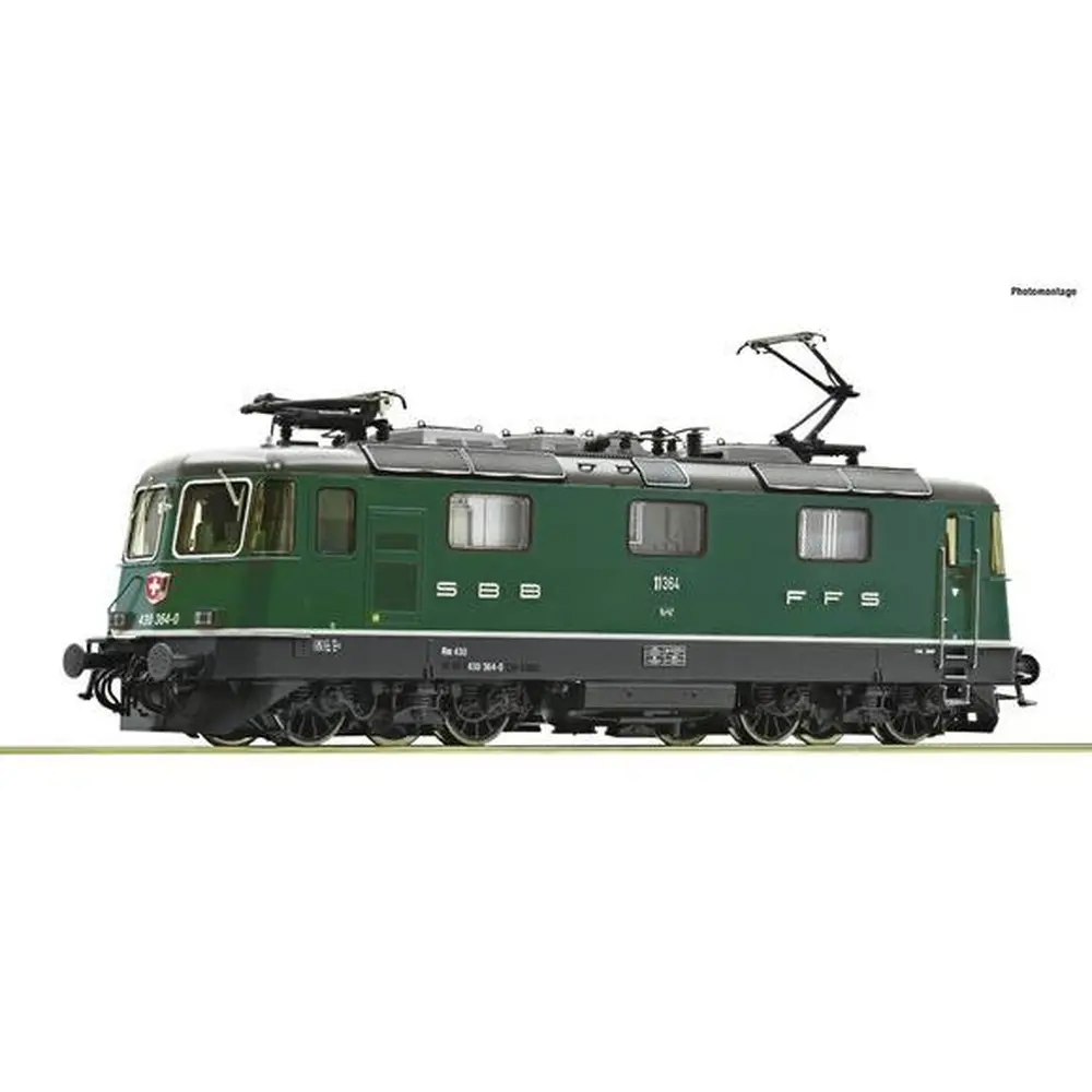 Locomotive RE 4/4 des CFF en livrée verte