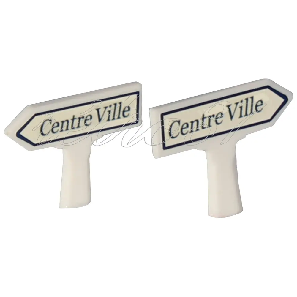 Lot de 2 panneaux de signalisation d'indication Michelin - SAI 8410 - Centre ville - HO 1/87