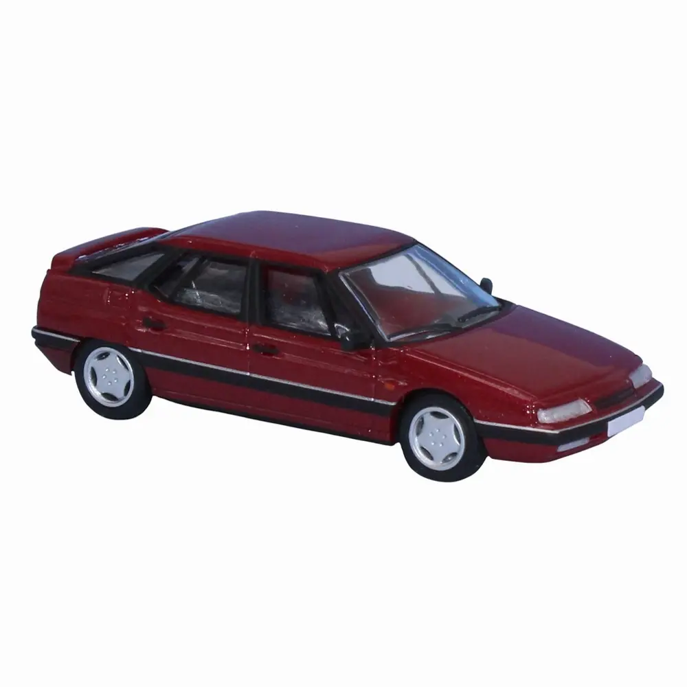 Véhicule Citroën XM Rouge Foncé Métallisé - SAI 3032 - HO 1 : 87
