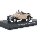 Véhicule Citroën Traction, cabriolet beige avec 2 personnages SAI 1604 - HO 1/87
