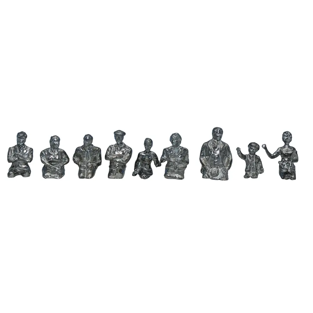 9 Passagers sans jambes à peindre (Métal blanc) SAI 0382 - HO 1/87