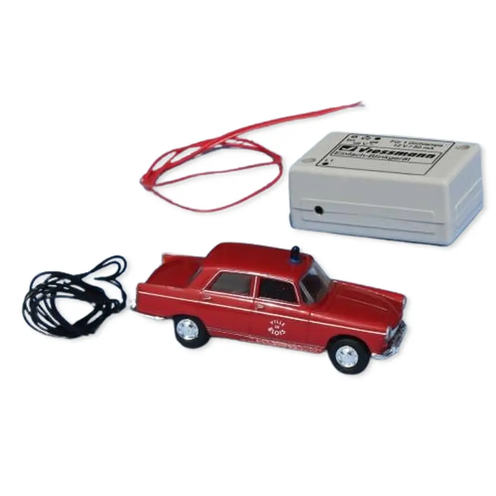 Peugeot 404 des pompiers avec gyrophare fonctionnel - SAI 0909 - HO 1/87