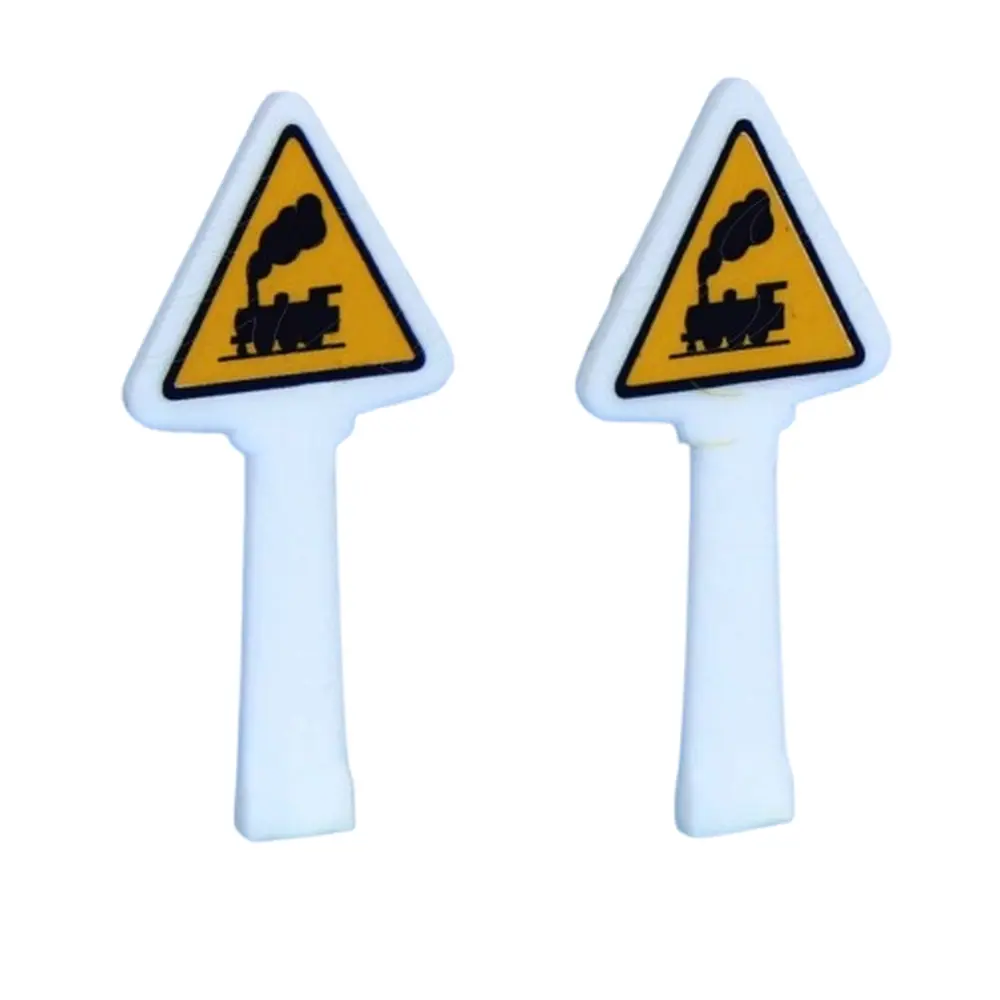 2 panneaux Michelin de danger et de prudence - SAI 8312 - HO 1/87