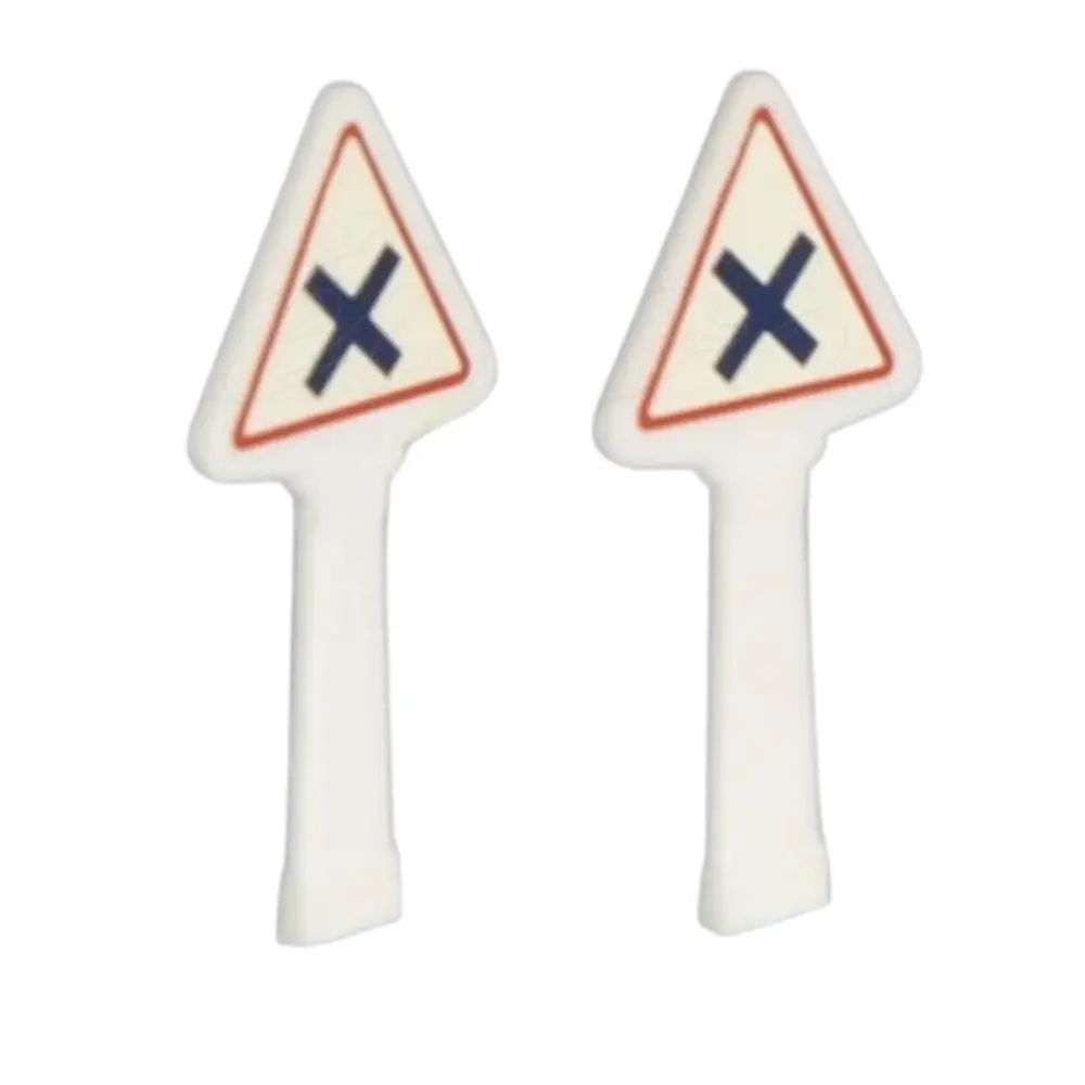 Lot de 2 panneaux Michelin de danger et de prudence, 1952 - SAI 8333 - HO 1/87