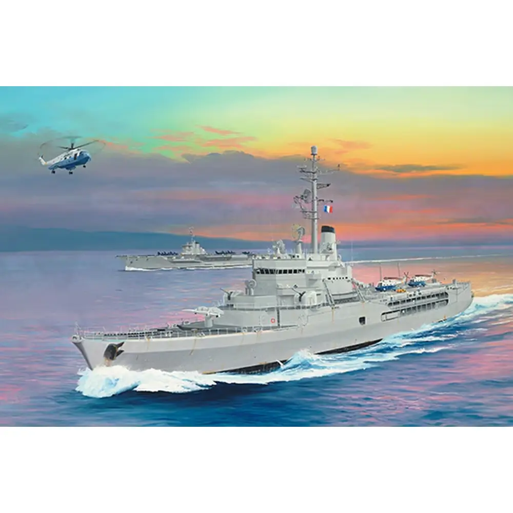 Bateau croiseur hélicoptère Jeanne d'Arc de la marine française 1964 - Trumpeter 05636 - 1/350