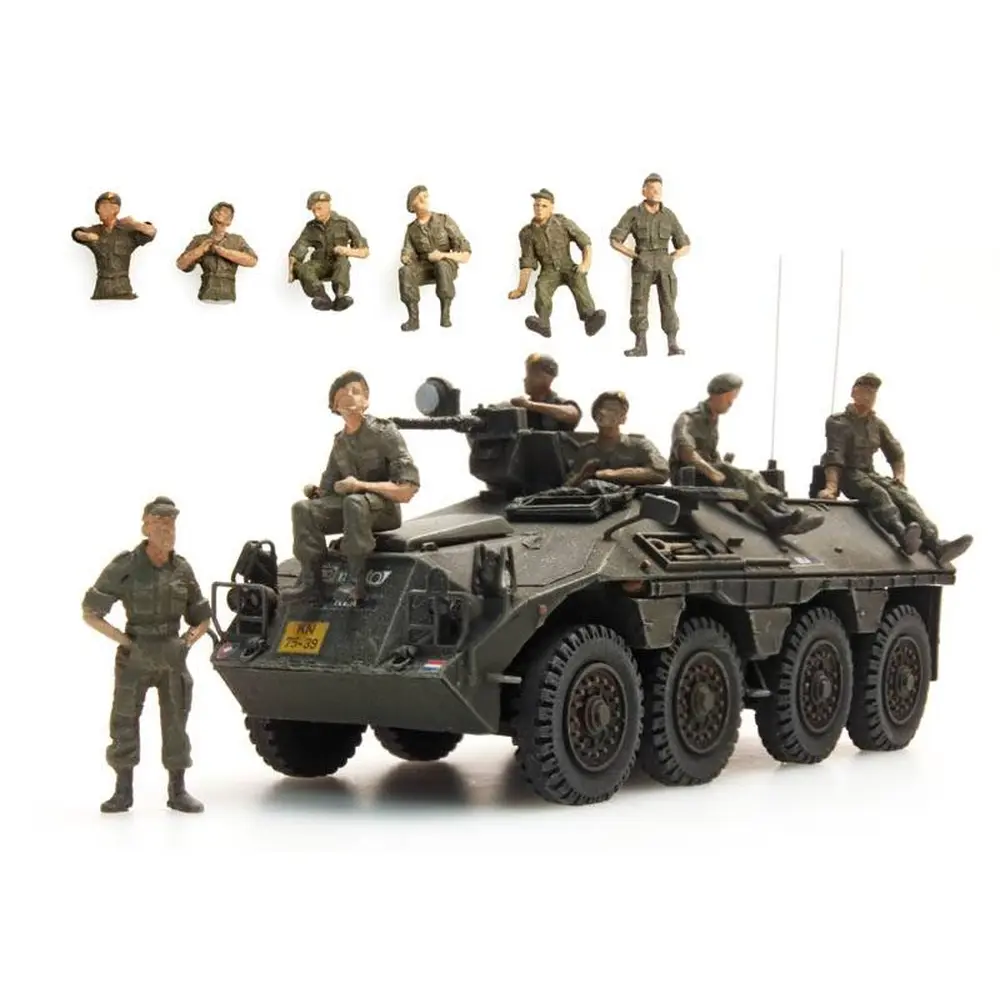 DAF YP-408 Crew en pause avec 6 figurines - Artitec 387.164 - HO 1/87