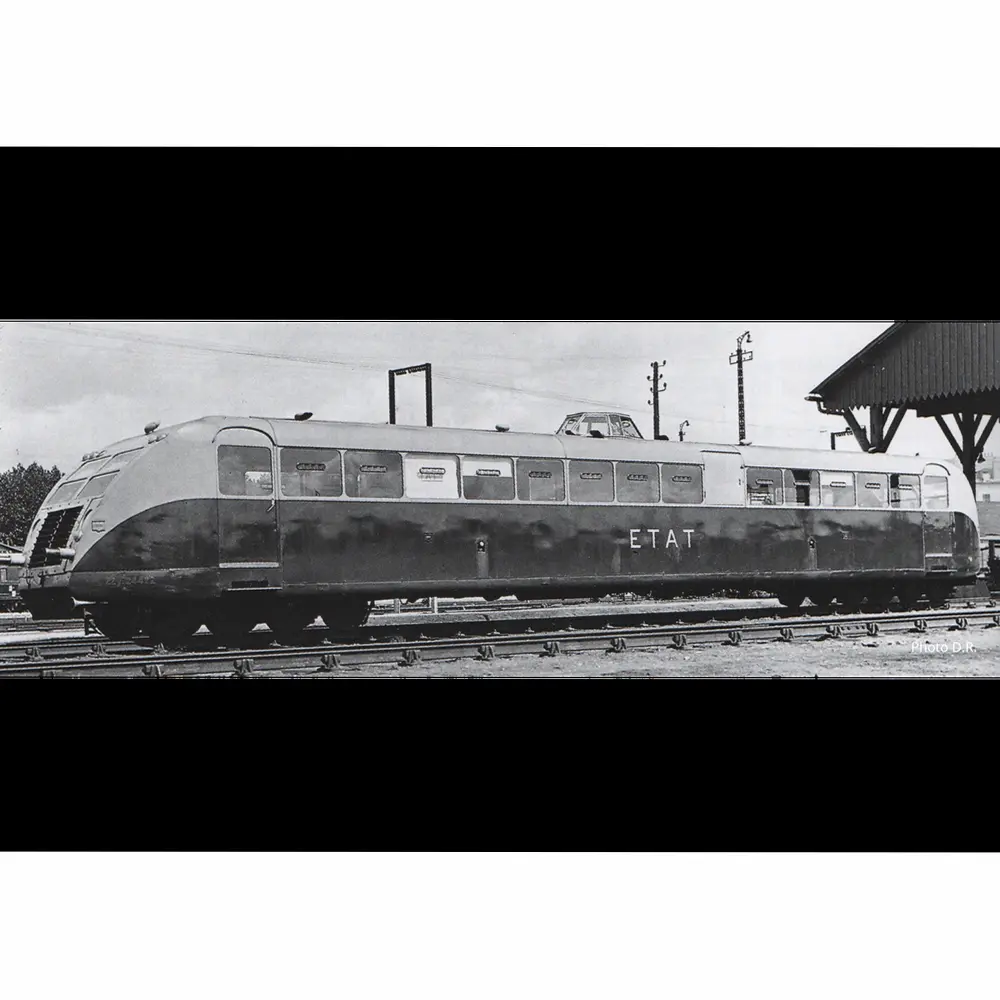 Autorail Bugatti WLG 400cv ZZy 24422 version courte, rouge rubis/gris, dépôt de Batignolles-Remblai - Fulgurex 2288/1 - HO 1/87 - ETAT - Ep II - Digital sound - 2R