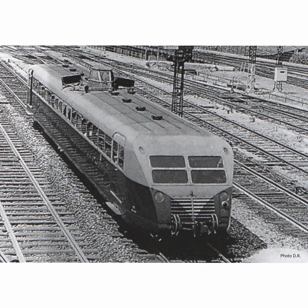 Autorail Bugatti WLG 400cv XB 4014 version surallongée, rouge/crême, dépôt de Nice - Fulgurex 2290/3 - HO 1/87 - SNCF - Ep III - Digital sound - 2R