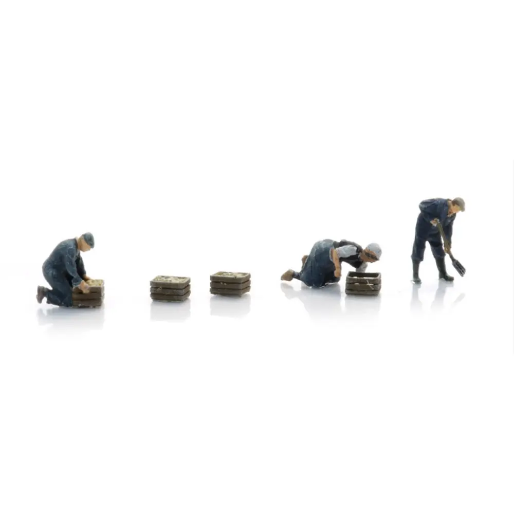 Les agriculteurs dans les champs - 3 personnages - ARTITEC 5220003 - Z 1/220