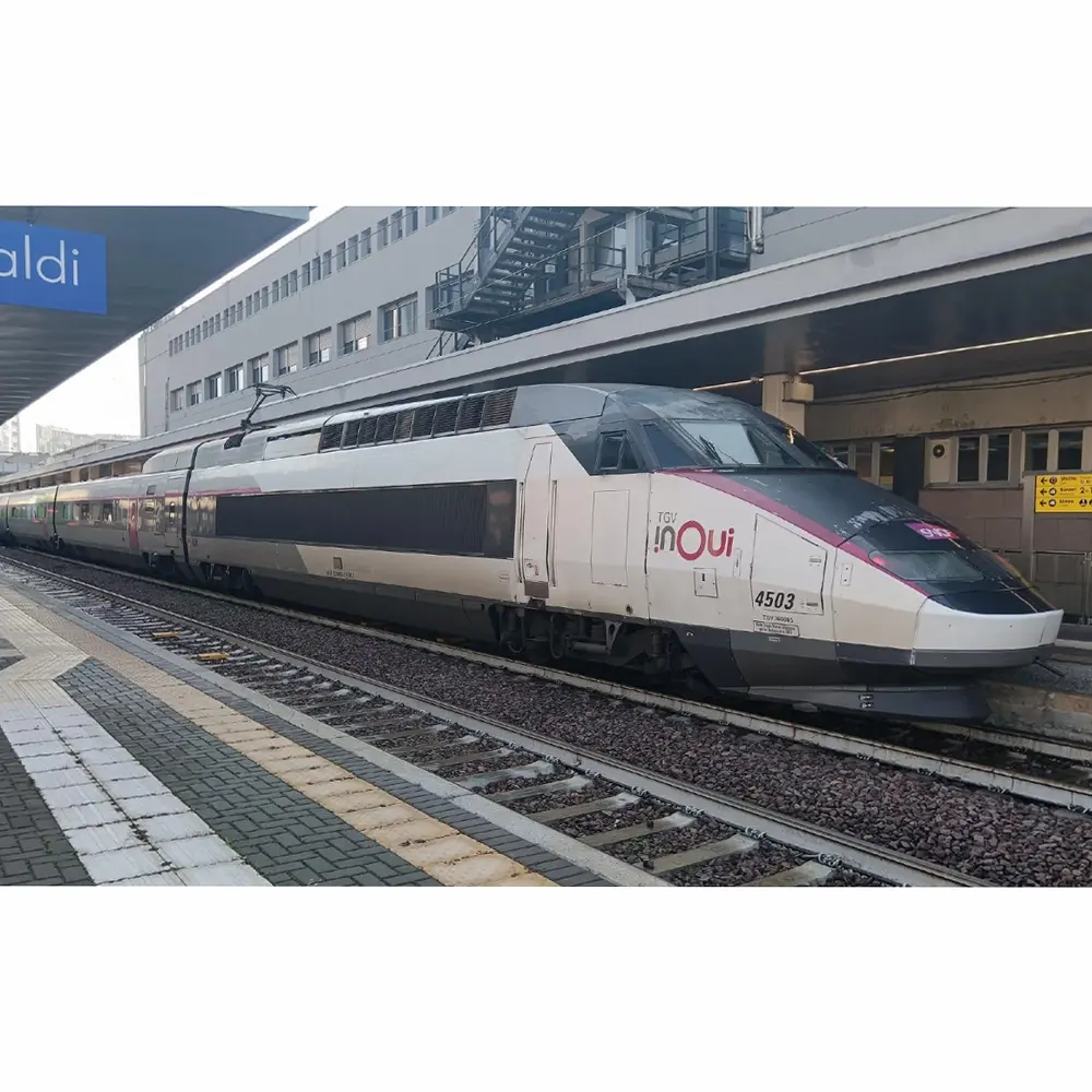 Coffret TGV 4 éléments InOui Réseau (variante tri-tension) "Milan - Turin - Lyon - Paris" - Jouef HJ2382 - HO 1/87 - Ep VI - analogique - 2R