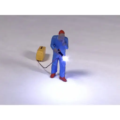 [REPROA68] Soudeur à l’arc en action (avec poste de soudure et effet arc) - Régions et Compagnies PROA68 - HO 1/87