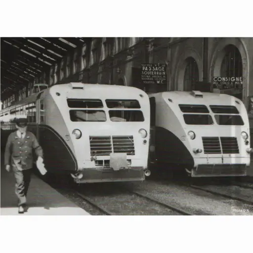 [FU2290-2] Autorail Bugatti WLG 400cv ZZK 306 version surallongée, bleu/crême, dépôt de Vénissieux - Fulgurex 2290/2 - HO 1/87 - PLM - Ep II - Digital sound - 2R