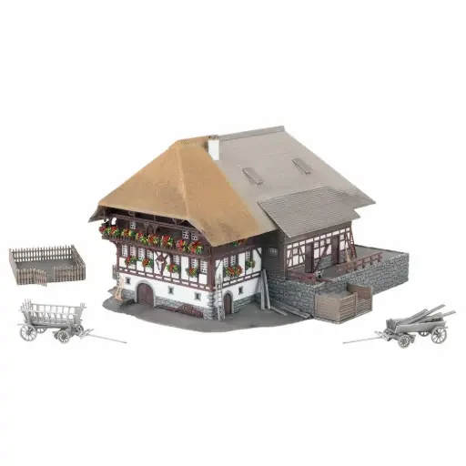 [FA232010] Modèle anniversaire de ferme de la Forêt-Noire avec 2 figurines - Faller 232010 - N 1/160