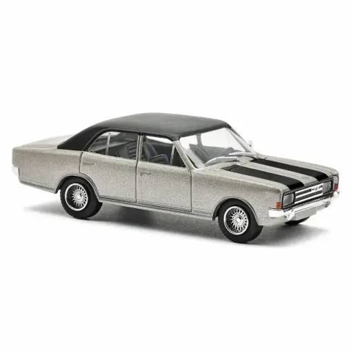 [BU42019] Opel Rekord C « Sport » avec jantes en alliage, couleur argent métallisé - Busch 42019 - HO 1/87