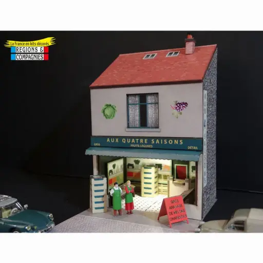 [REFAC035] Mini-façade avec marchand de fruits et légumes + couple de fruitiers - Régions et compagnies FAC035 - HO 1/87