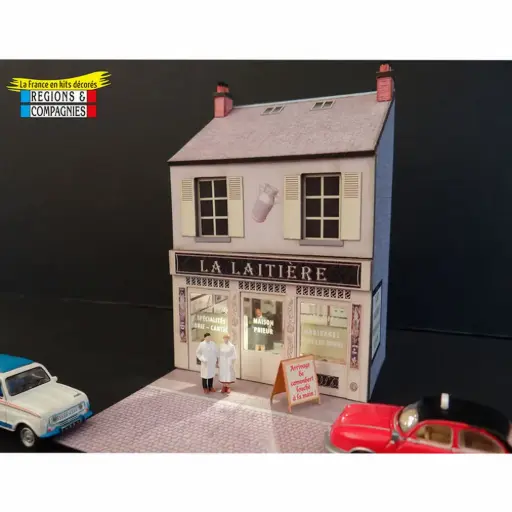 [REFAC028] Mini-façade avec crèmerie + couple de crémiers - Régions et compagnies FAC028 - HO 1/87