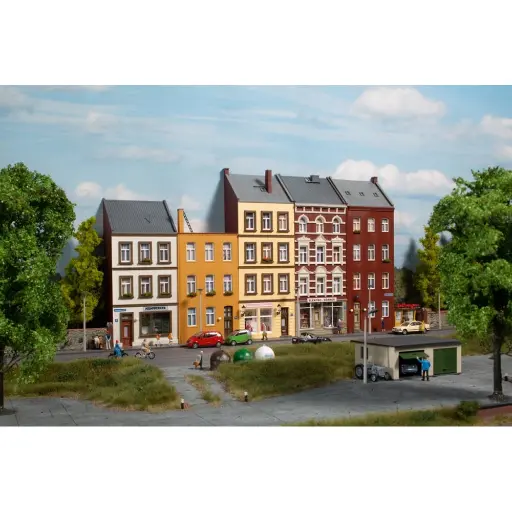 [AU11467] 4 maisons en demi-relief SchmidtstraBe AUHAGEN 11467 - HO 1/87 387x45x214mm
