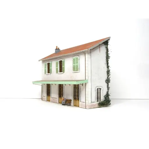 [BM101013] Demi-Gare PLM 3 portes - BOIS MODELISME 101013 - HO 1/87 - 140x70x112mm