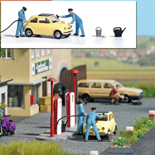 [BU7820] Lot avec 2 pompistes, fiat 500 jaune et des accessoires BUSCH 7820 - HO : 1/87