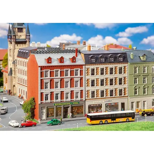 [FA232389] Lot de 2 maisons de ville rénovées avec commerces - Faller 232389 - N 1/160