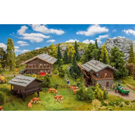 [FA190139] Coffret Promotionnel Village Alpin - Faller 190139 - 355 Pièces - Echelle HO 1/87