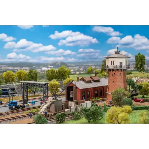 [FA239008] Coffret dépôt ferroviaire -  FALLER 239008