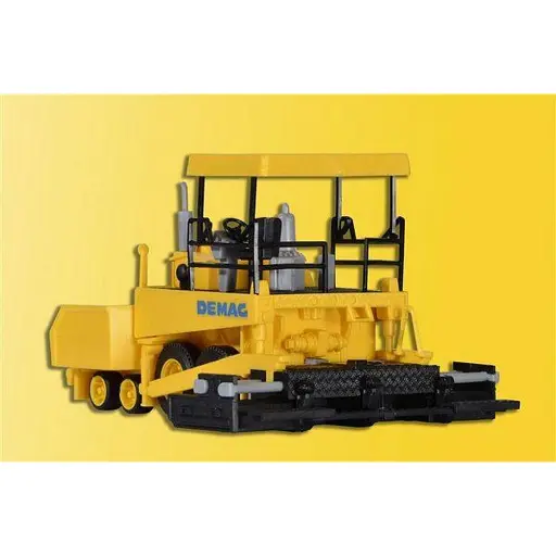 [KI11652] Machine à revetement de route