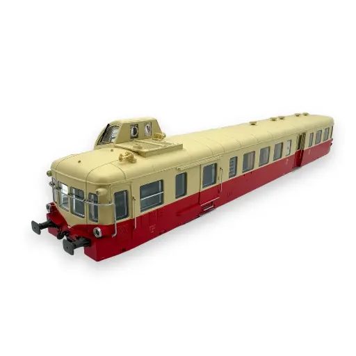 [LS10119] Autorail diesel Picasso XBD 3943 - LS Models 10119 - HO 1/87 - SNCF - Ep III - Analogique - 2R