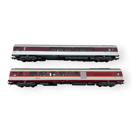 [CZLS40116] 1 voiture bar GC A3rtux, Euraffaire, bordeaux/béton, logo nouilles + 1 voiture (générateur) GC B3Dtux, rouge/béton, logo nouilles - LS Models 40116 - HO 1/87 - SNCF - Ep V - 2R