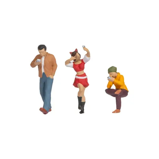 [NO16609] 3 figurines sur leur téléphone - Noch 16609 - HO 1/87