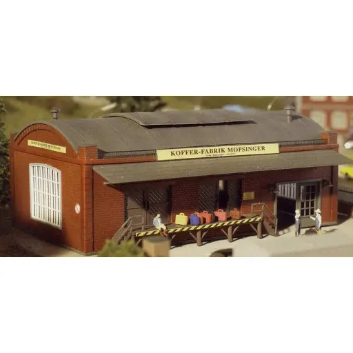 [PI61833] Usine de Valises - PIKO 61833 - HO 1/87 - 210 x 150 x 90 mm