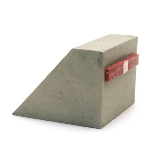 [AR387.295] Un arrêt tampon en béton - ARTITEC 387.295 - HO : 1/87