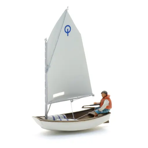 [AR50.150] Voilier Optimist avec un personnage - Artitec 50.150 - HO 1/87