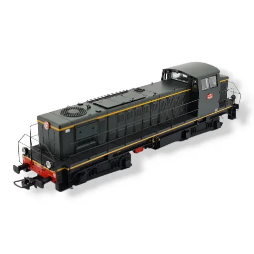 [R37.HO41033] Locomotive Diesel 040 DE 132 Dépôt La Plaine - Analogique R37 HO41033 SNCF - HO - EP III