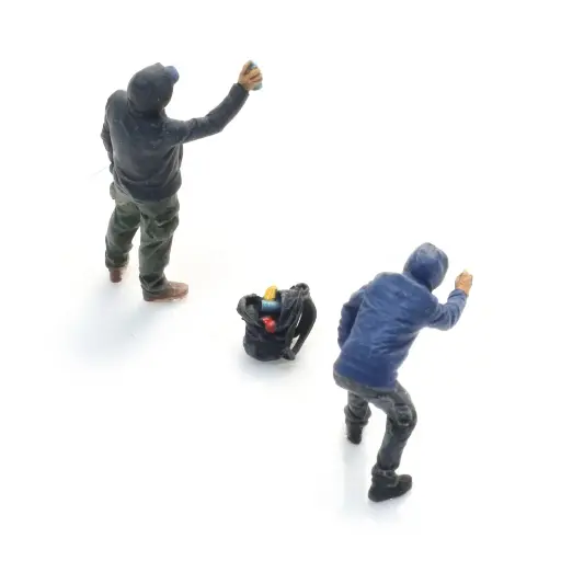 [AR5870109] Lot de 2 Vandales graffeurs - Artitec 5870109 - HO 1/87
