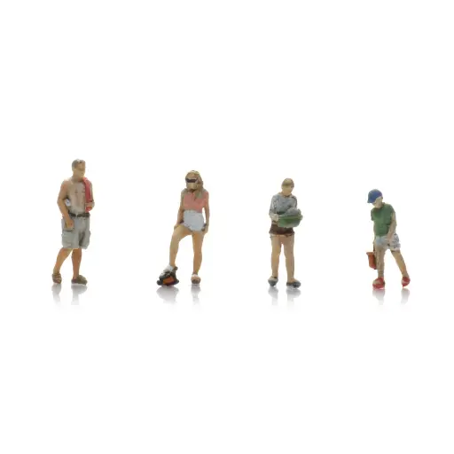 [AR5160014] Lot de 4 personnages faisant la vaisselle - La vie en camping - ARTITEC 5160014 - N 1/160