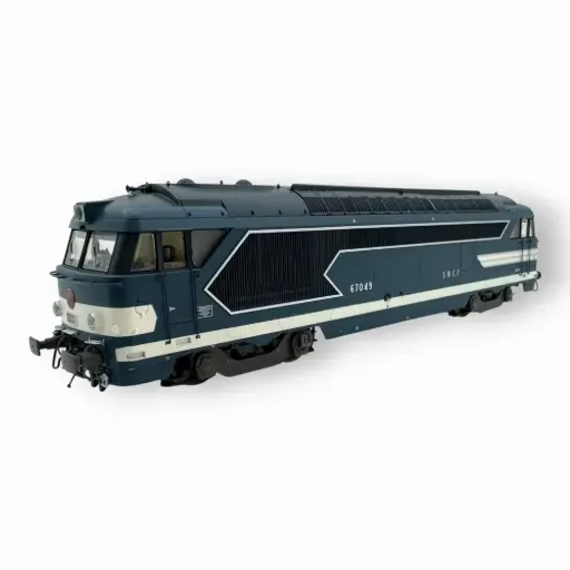 [REMB244S] Locomotive diesel BB 67049 CAEN Bleue - Origine - Ree Modèles MB244S - SNCF - HO 1/87 - EP. III - Digital Sound fumigène - 2R