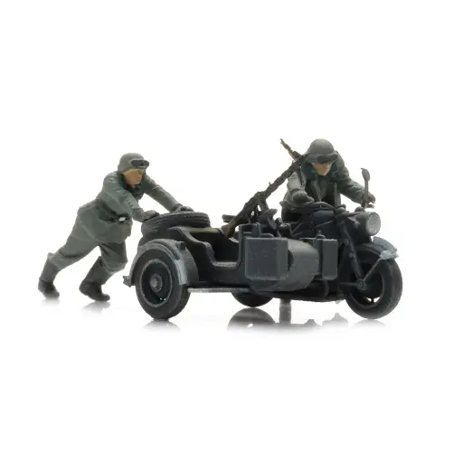 [AR6870750] Panne : Zündapp avec side-car + 2 figurines - ARTITEC 6870750 - HO 1/87