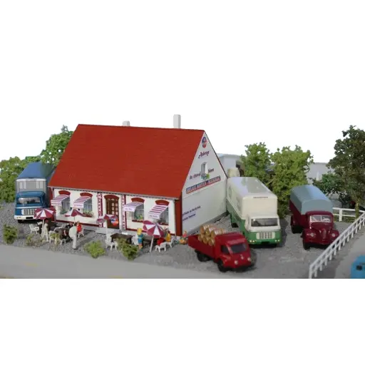 [SA0240] Relais Routier - Auberge du Cheval Blanc - SAI 240 - HO 1/87 - 300 x 185 x 110 mm