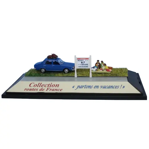 [SA1994] Renault 12 bleue, galerie de toit, 2 valises, scène pique-nique et mur Michelin N7 - Sai 1994 - HO 1/87