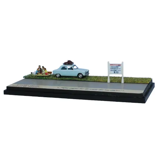[SA1995] Peugeot 204 bleu pastel, galerie de toit, 2 valises, scène pique-nique et mur Michelin N10 - Sai 1995 - HO 1/87