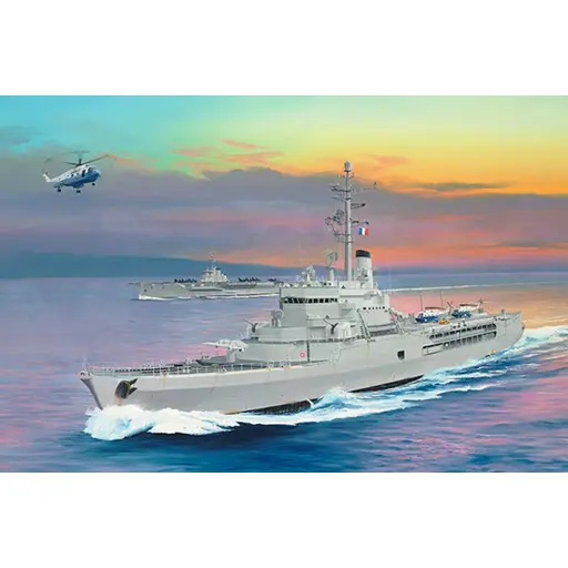 [TR05636] Bateau croiseur hélicoptère Jeanne d'Arc de la marine française 1964 - Trumpeter 05636 - 1/350